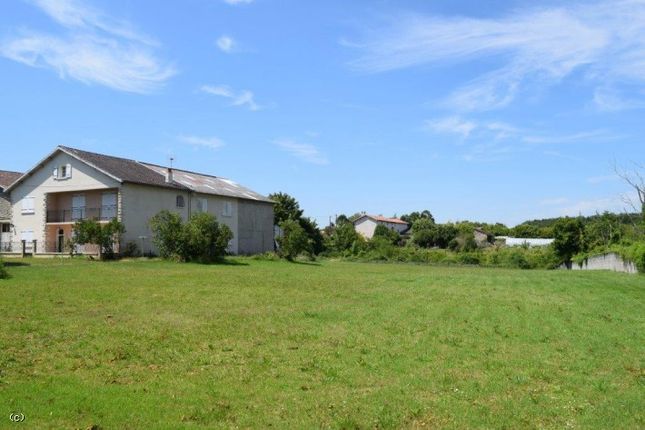 Detached house for sale in Verteuil-Sur-Charente, Poitou-Charentes, 16510, France