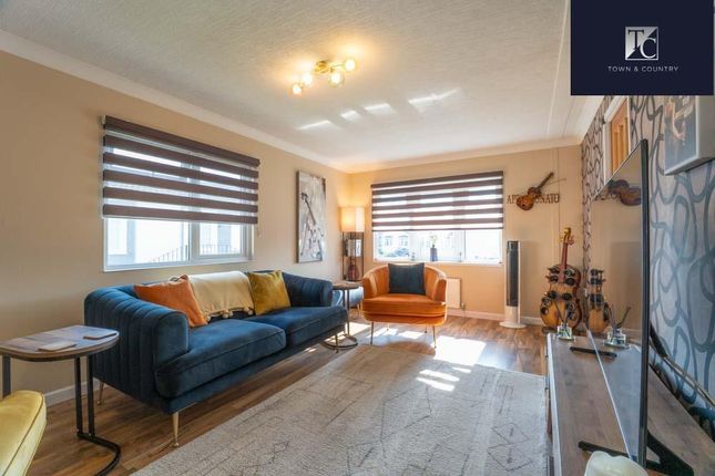 10, Oakwood Court, Stepps photo 4