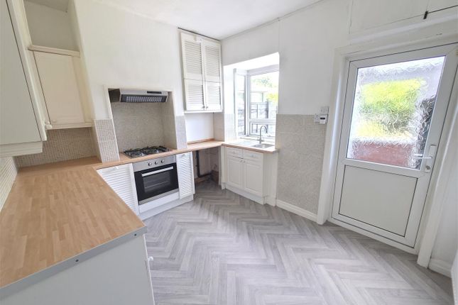 219, Park Road, Westhoughton photo 3