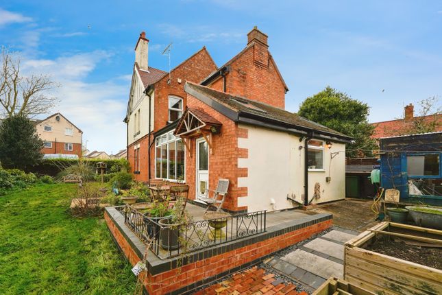 Detached house for sale in Peewit Road, Evesham, Worcestershire