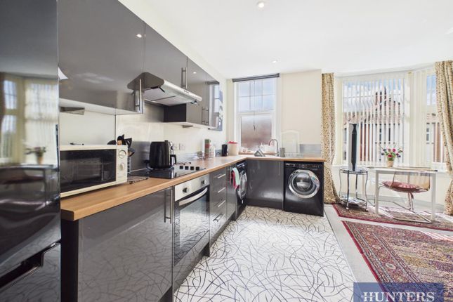 Flat 4, 19 Brooklands, Filey photo 2