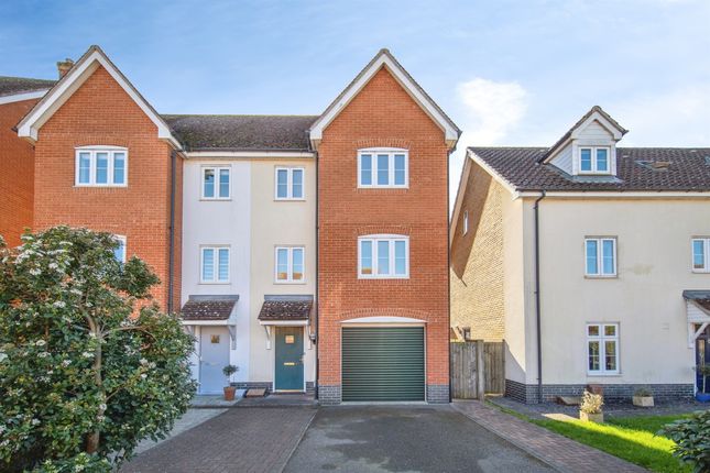 3-bed house on 21, Corporal Lillie Close, Sudbury, £425,000
