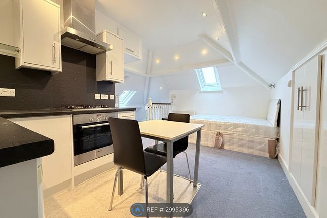 Flat, Dartmouth Road, London photo 4