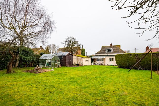 Detached bungalow for sale in Eastgate, Scotton, Gainsborough