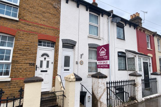 4-bed house on Gardiner Street, Gardiner Street, Gillingham, £225,000