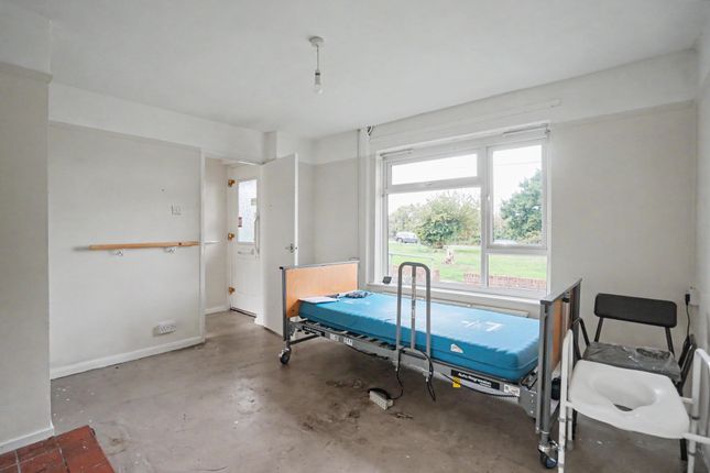 67, Kent photo 5