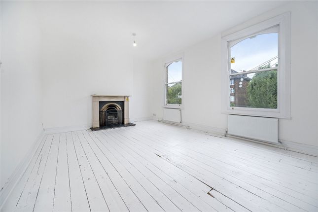 Flat 3, 86, Downs Park Road, London photo 3