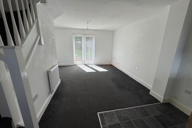 5 Simonside Road, Blaydon-on-Tyne photo 4