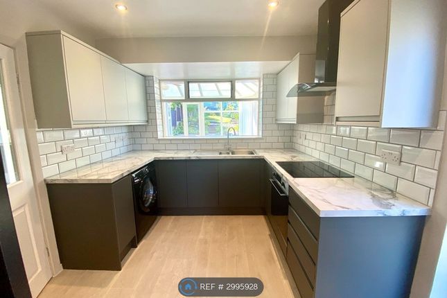 Gorsehill Road, Wirral photo 4