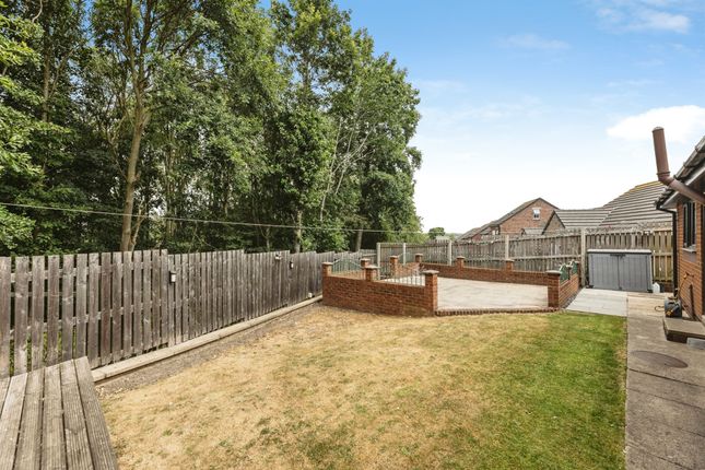 37, Meadow Croft, Pontefract photo 4