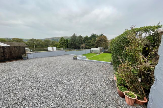 323, Ammanford photo 4
