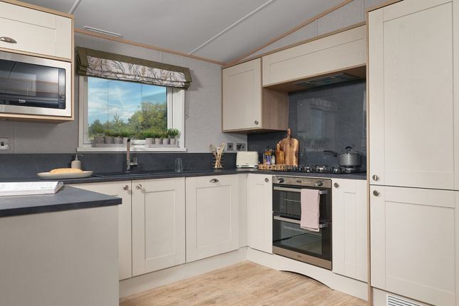 Nottage Park Lodges, Moor Lane, Porthcawl photo 4
