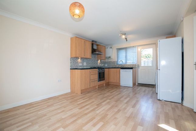 23, Alsop Way, St Neots photo 4