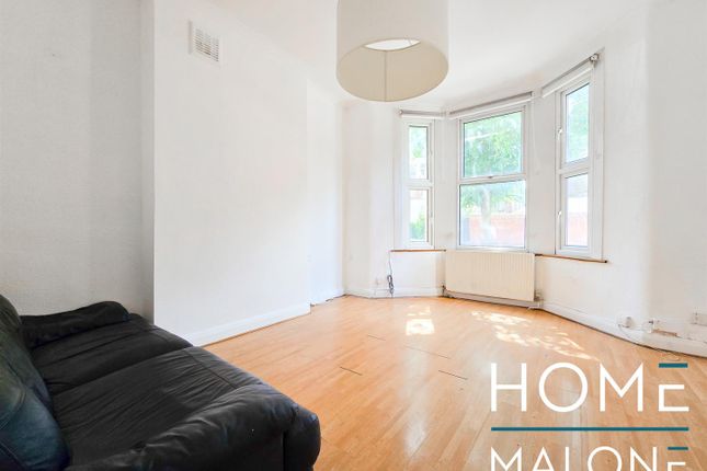16, Horsell Road, London photo 2