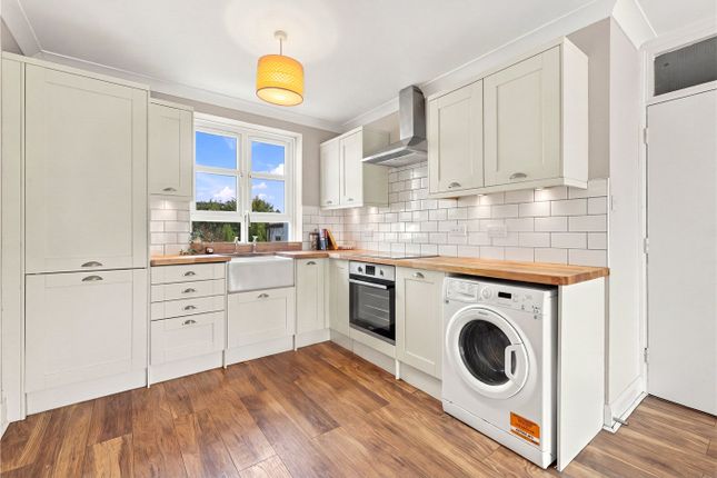 Flat 7, 20-24, St. Matthew's Row, London photo 4