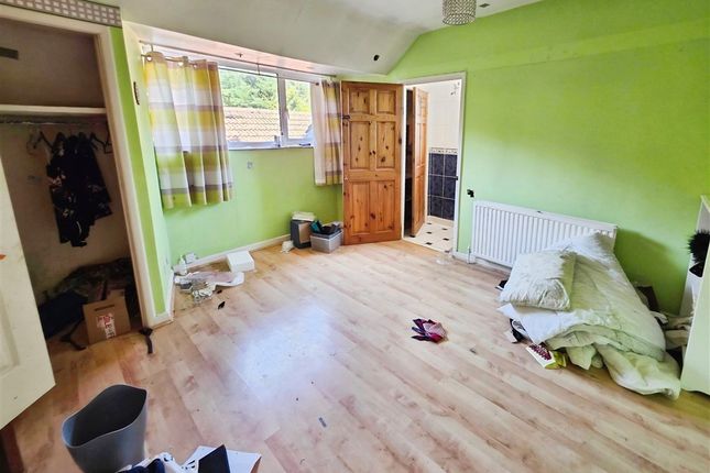 82, Glen Eyre Road, SOUTHAMPTON photo 4