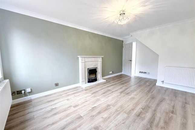 3, Chillingham Court, Shenley Brook End photo 2