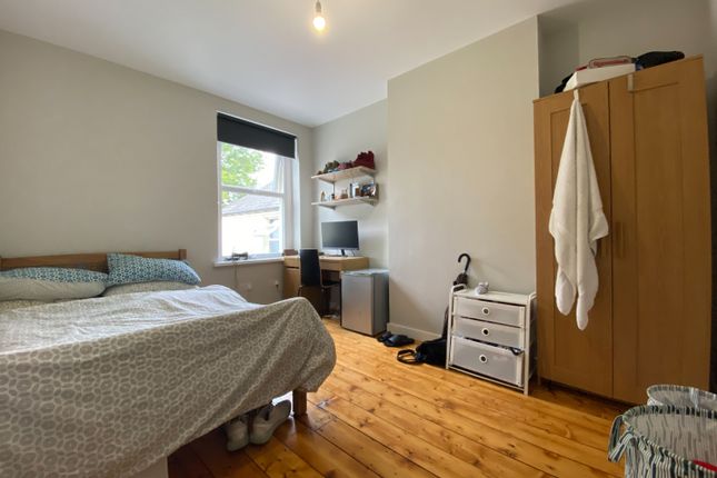 19, Clun Terrace(*), Cardiff photo 3