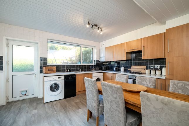 12a, Furzehatt Avenue, Devon photo 2