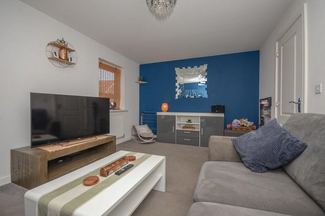 27, Forgetmenot Way, Lyde Green photo 2
