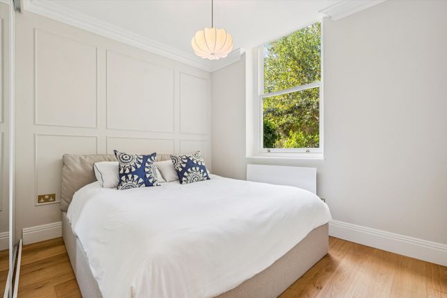 147, Beaufort Street, London photo 4