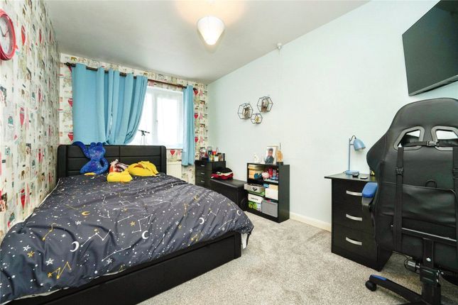 7, Mainard Square, Gloucester photo 4