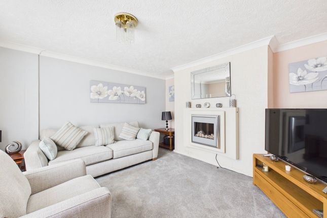 36, Ringmer Road, Worthing photo 3