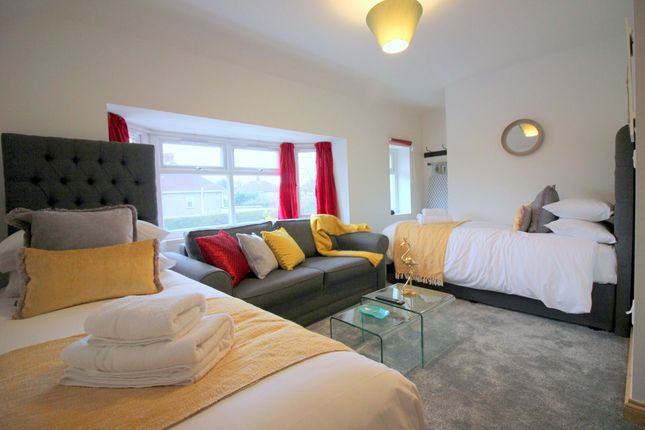 kingsgate throw pillow