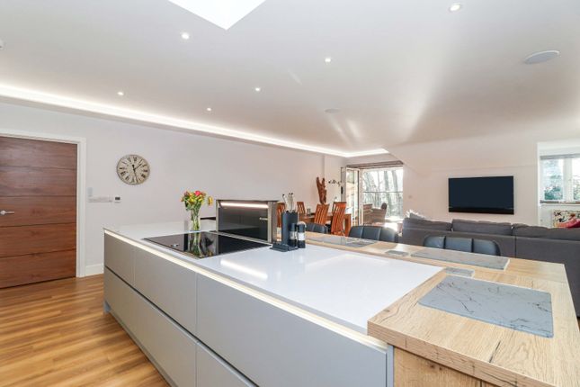 Flat for sale in Station Road, Beaconsfield