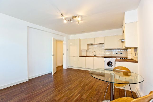 Newmount, Lyndhurst Terrace, Hampstead photo 2