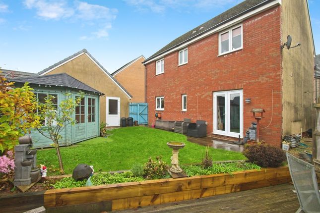 19, Llys Yr Onnen, BRIDGEND photo 2