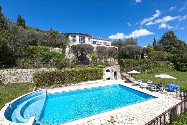 Villa for sale in Speracèdes, Alpes Maritimes, Provence Alpes Côte d`Azur, France