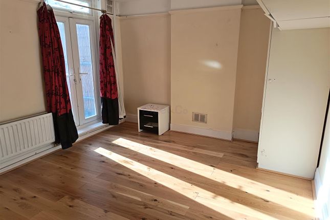 19A, Upper Elmers End Road, Kent photo 5
