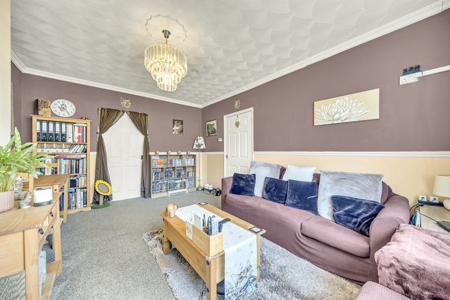 2, Chaucer Road, Essex photo 4