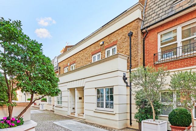 Terraced house for sale in College Place, Chelsea, London
