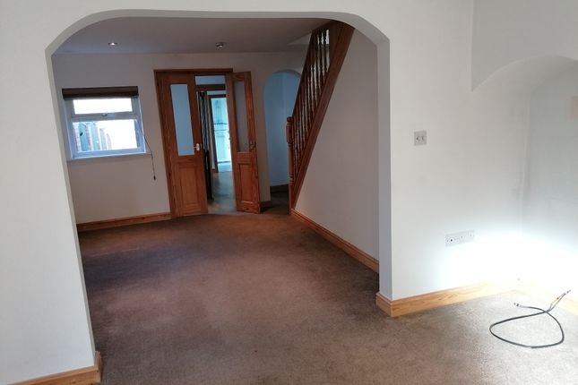 Semi-detached house to rent in Kidgate, Louth