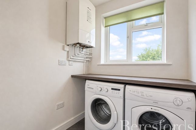 19, Colchester Road, Clacton-on-Sea photo 4