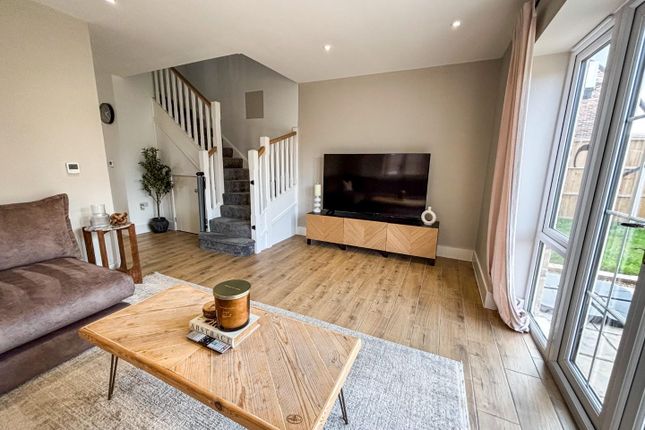 Tlc_3Fd255A1-089A-43d5-9B8c-A9F70F9B5350_8B9917d.J