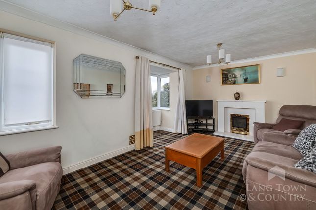2, Elmwood Close, Plymouth photo 4