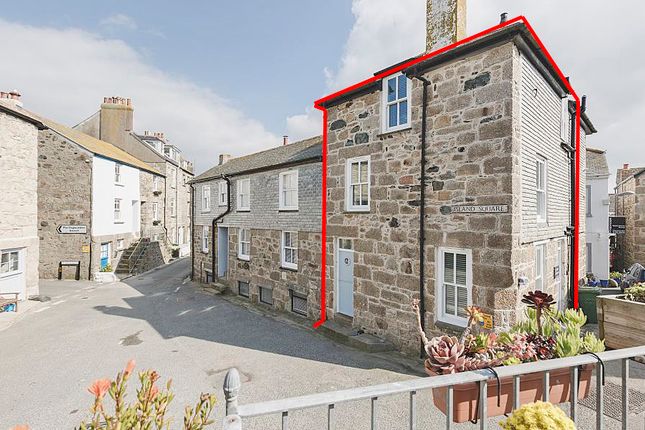 3-bed house on 2 Island Square, St. Ives, £525,000