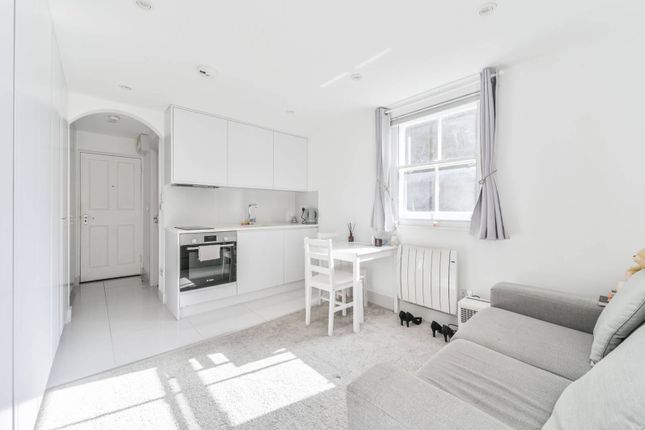 Thumbnail Studio for sale in St Georges Drive, Pimlico, London