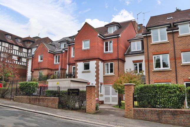 Thumbnail Flat for sale in Fairfield Road, East Grinstead