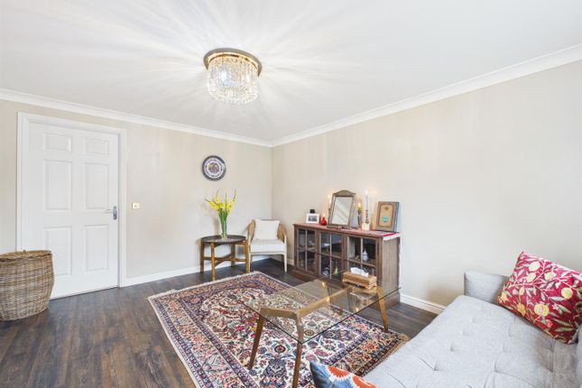 47, Hillhead Crescent, Paisley photo 3