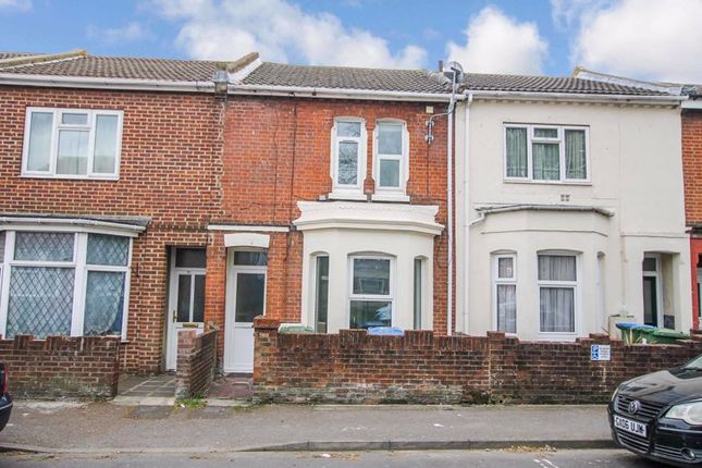 Thumbnail Terraced house to rent in Clovelly Road, Southampton