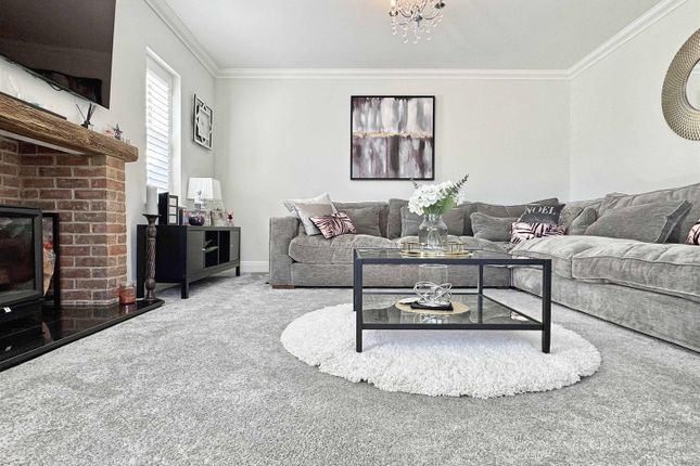 6, Rosina Place, Wickham Bishops, Witham photo 4
