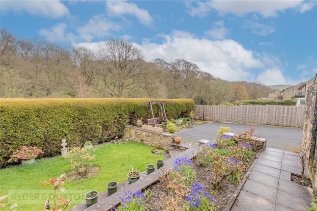 Bungalow for sale in Carr View Road, Hepworth, Holmfirth, West Yorkshire