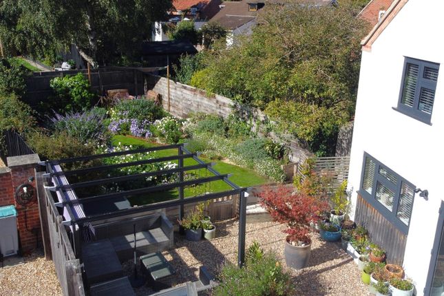 Jasmine Cottage, 145, High Street, Newark photo 3