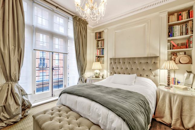 Flat 3, 6, Culford Gardens, London photo 4