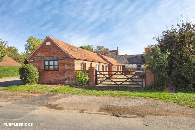 Abbey Farm Stables, New Lane, Aslockton photo 2