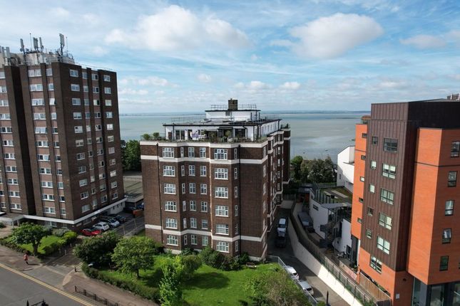 1 bed flat for sale in Broadway West, Leigh-On-Sea SS9